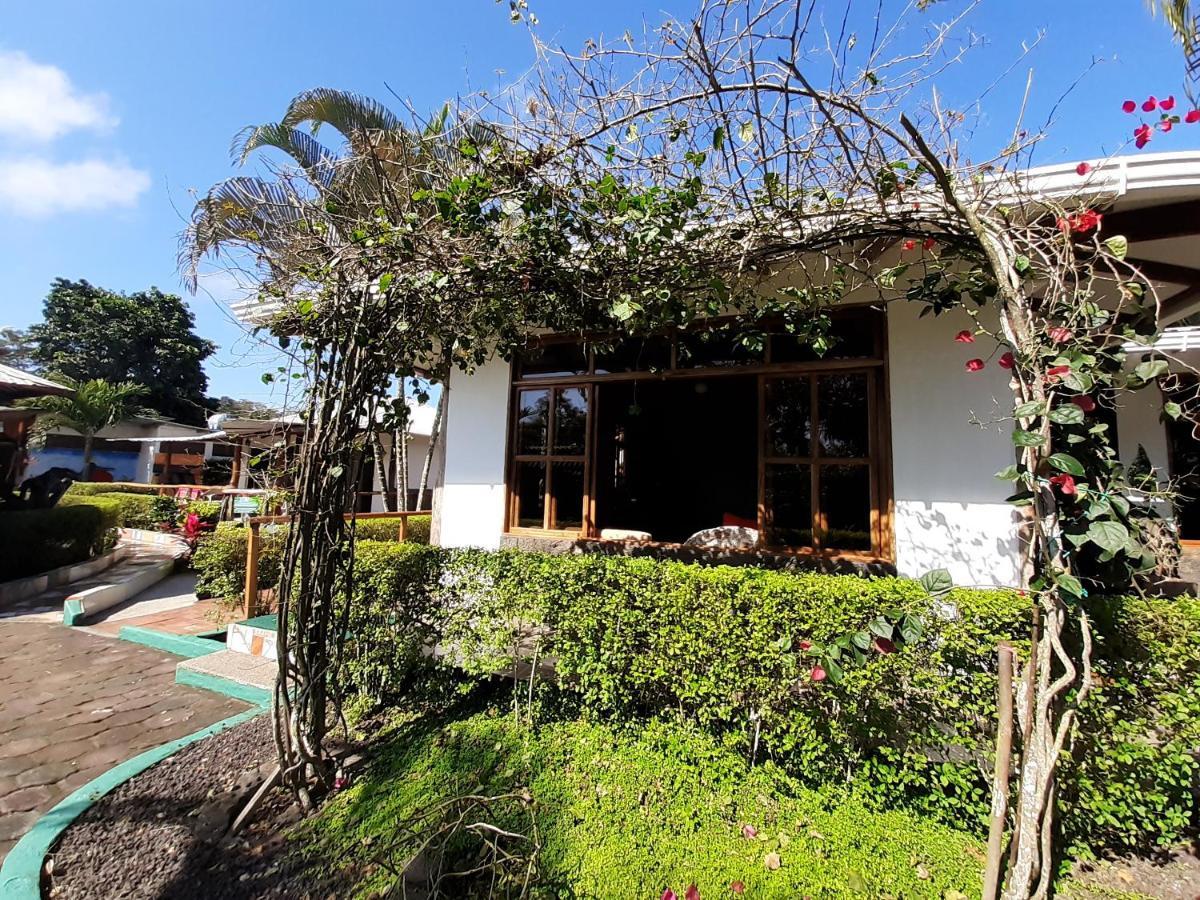 Suymar Ecolodge Galapagos Puerto Ayora  Exterior photo